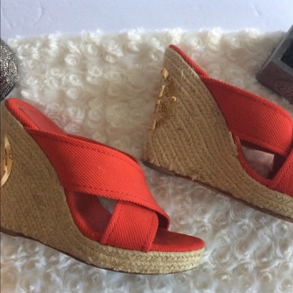 Tory Burch - Picture 3 of 3